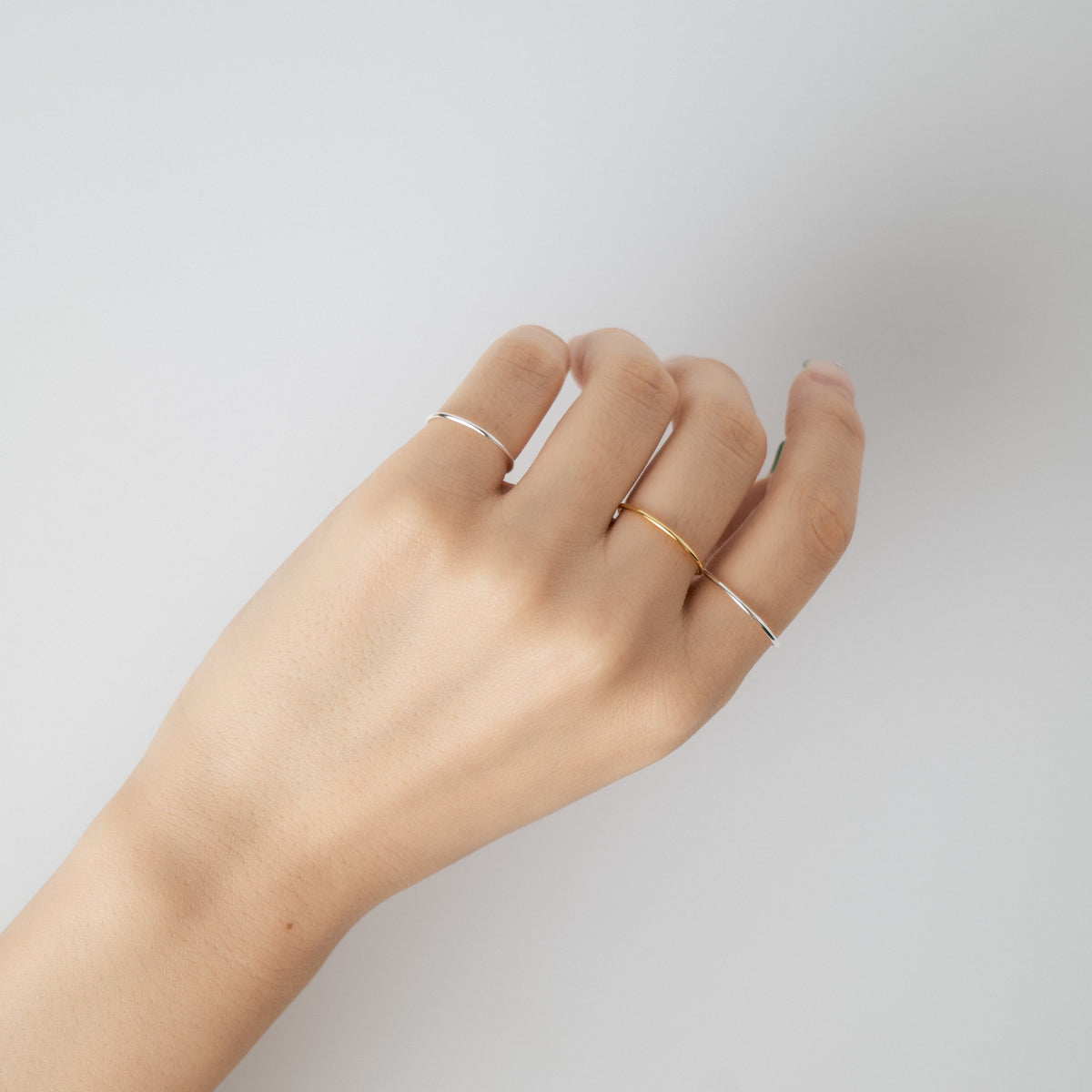 SIMPLE THIN RING / SILVER