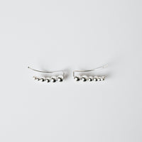 BALL LINE EAR CUFF / SILVER