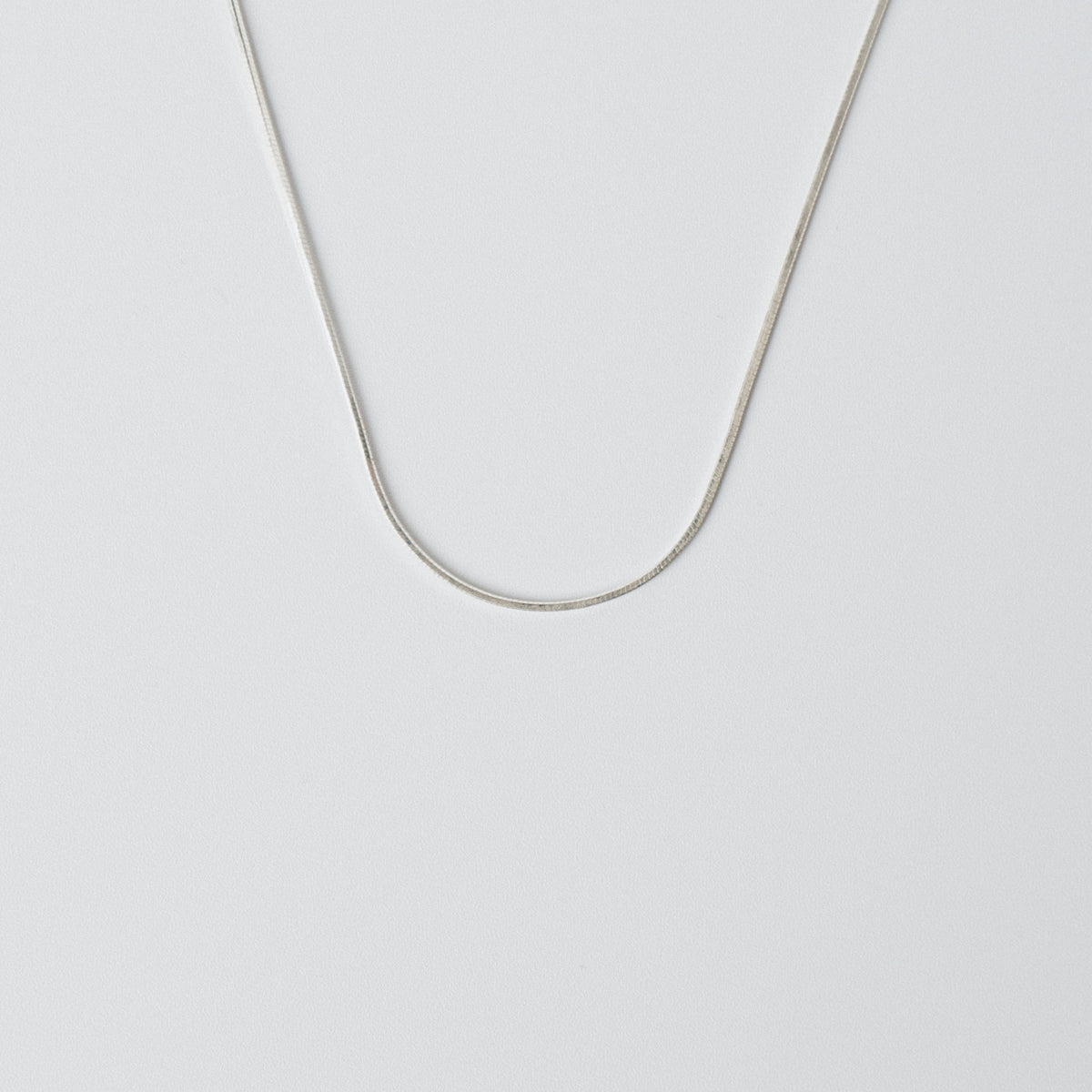 SNAKE CHAIN ​​NECKLACE / SILVER