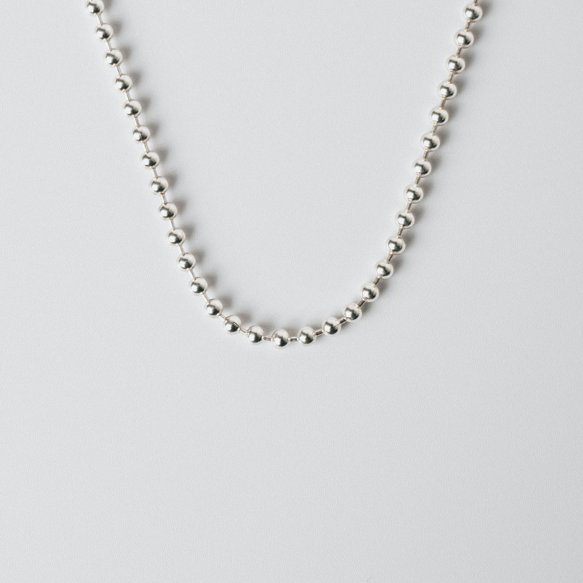 BALL CHAIN ​​NECKLACE