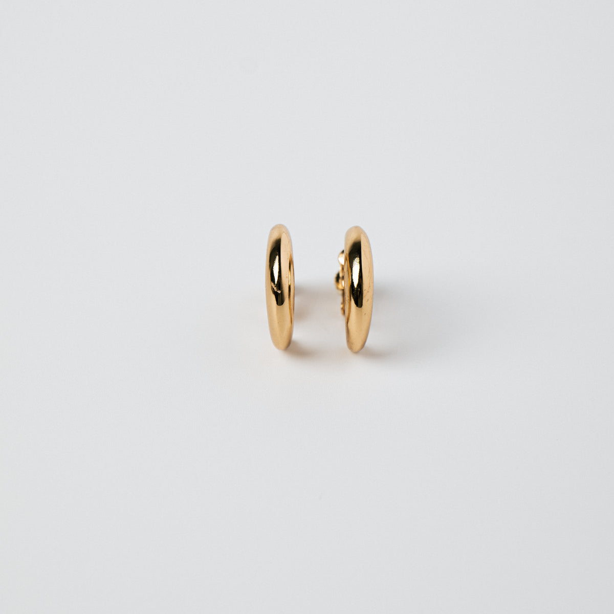 SIMPLE HOOP EARRING / GOLD