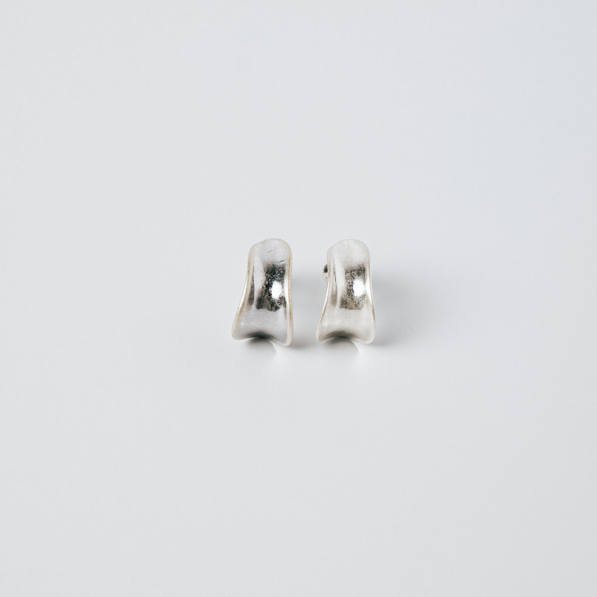 SIMPLE EARRING / SILVER