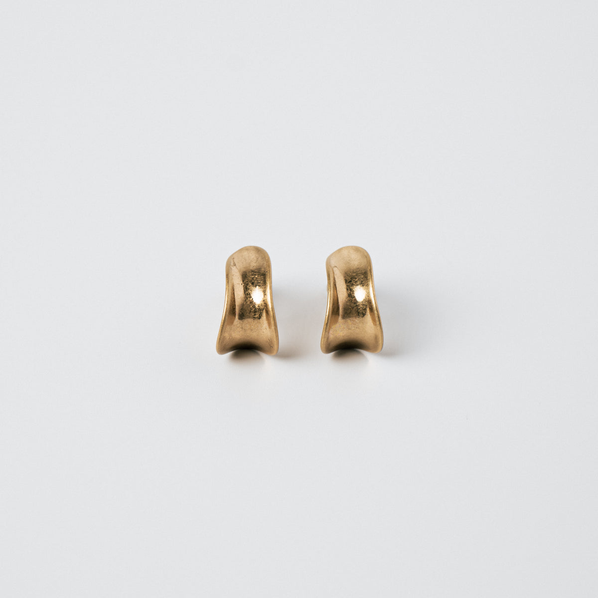 SIMPLE EARRING / GOLD