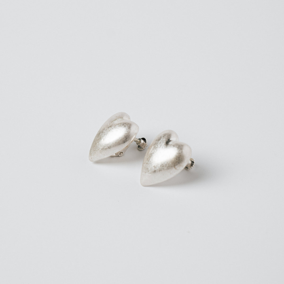 HEART EARRING