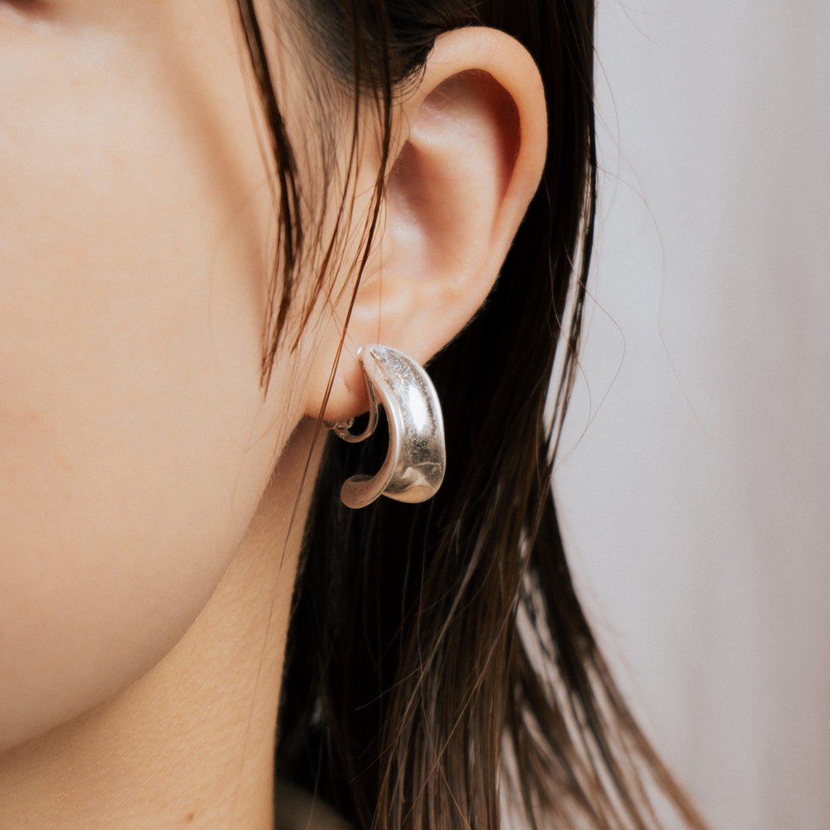 SIMPLE EARRING / SILVER