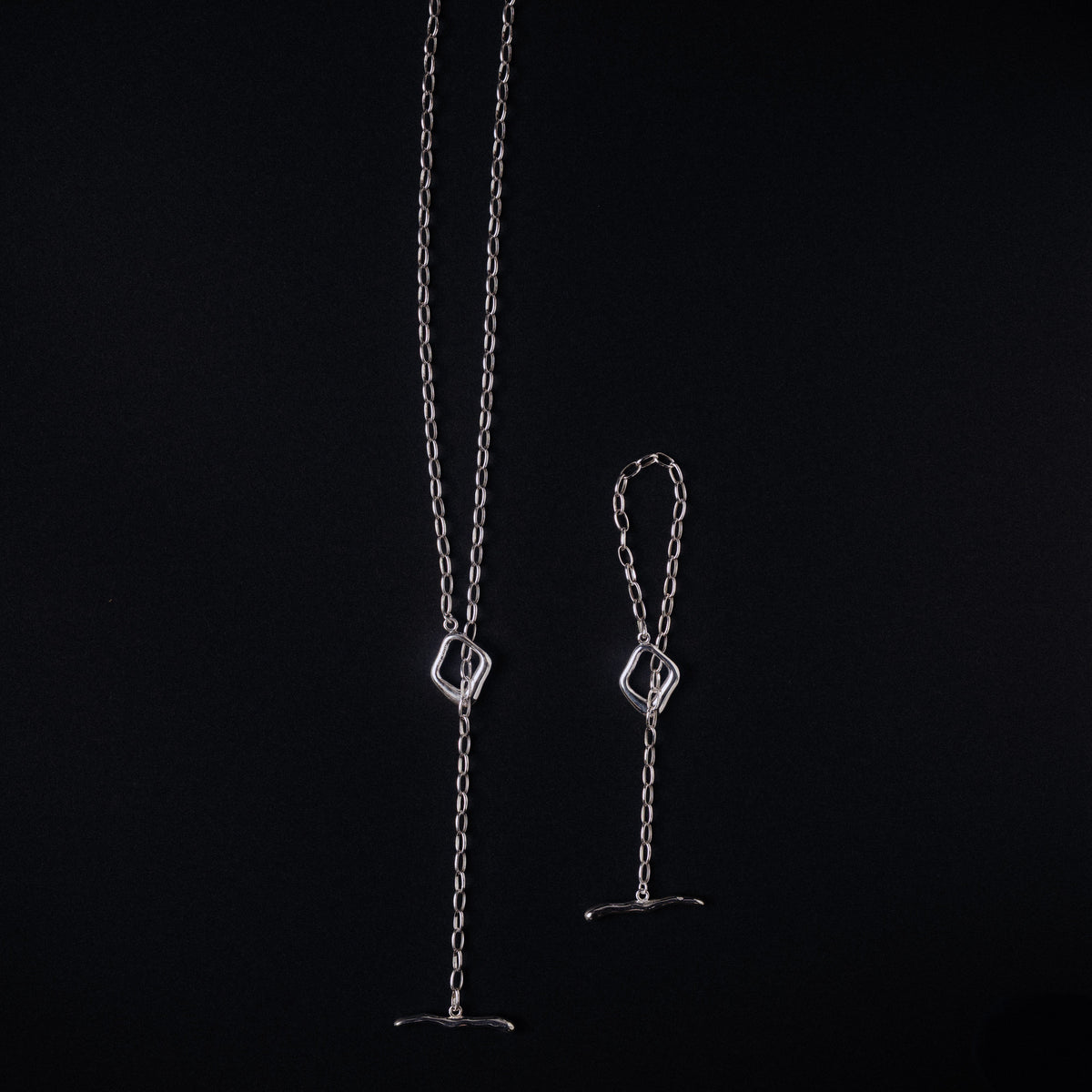 OVAL CHAIN LARIAT NECKLACE