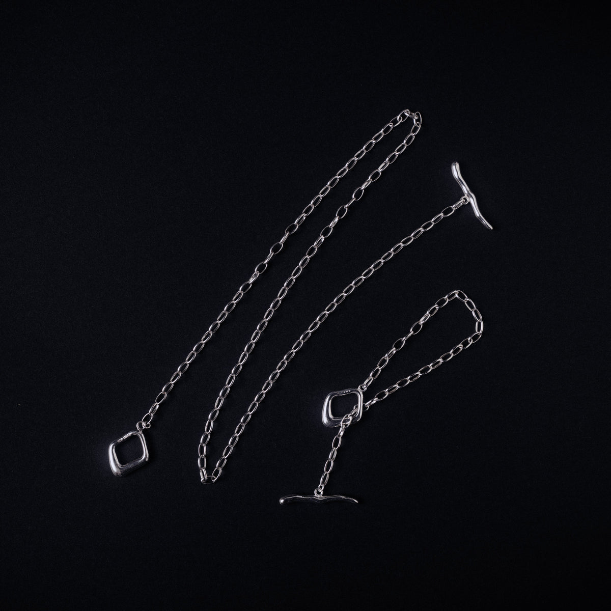 OVAL CHAIN LARIAT BRACELET