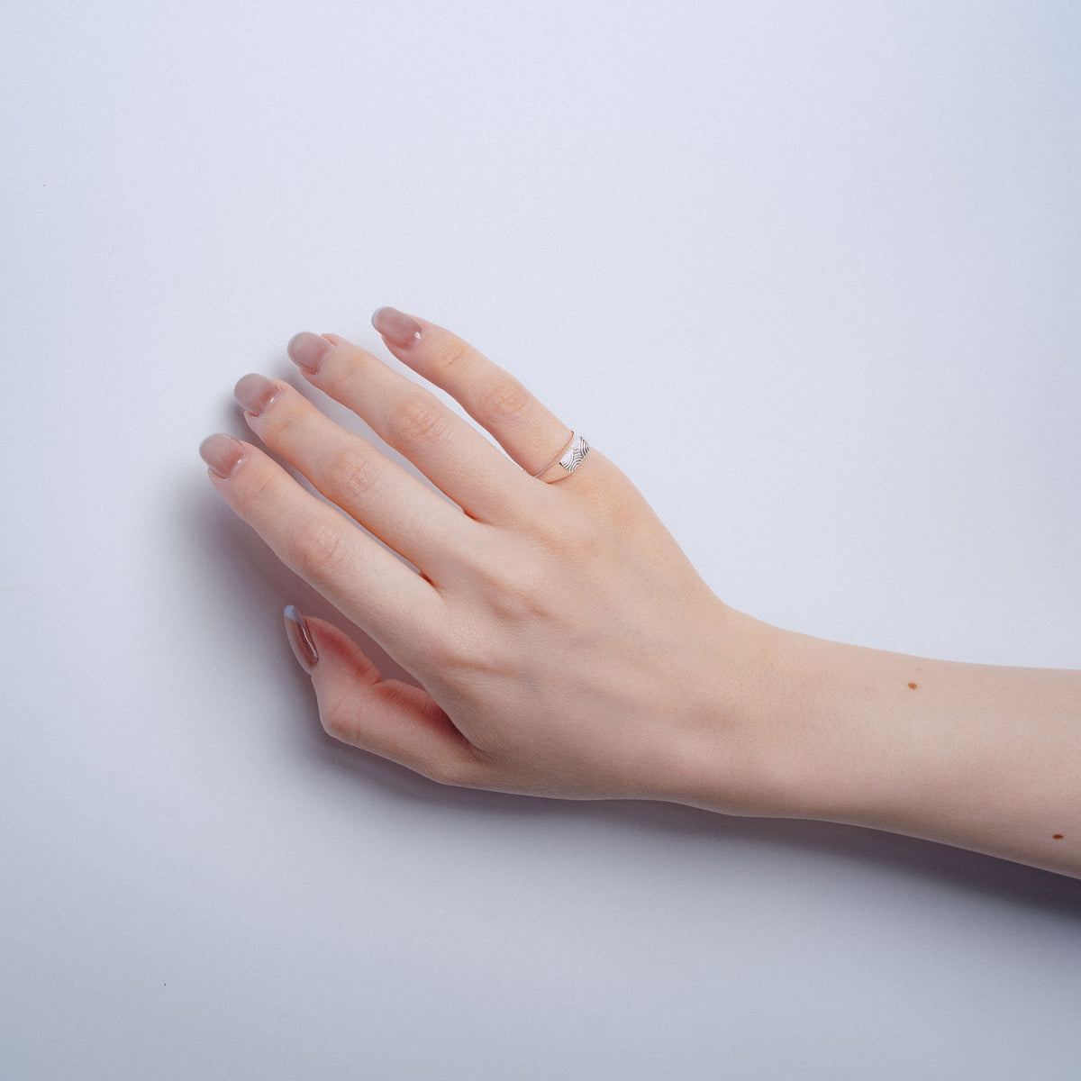 WAVEFORM PINKY RING