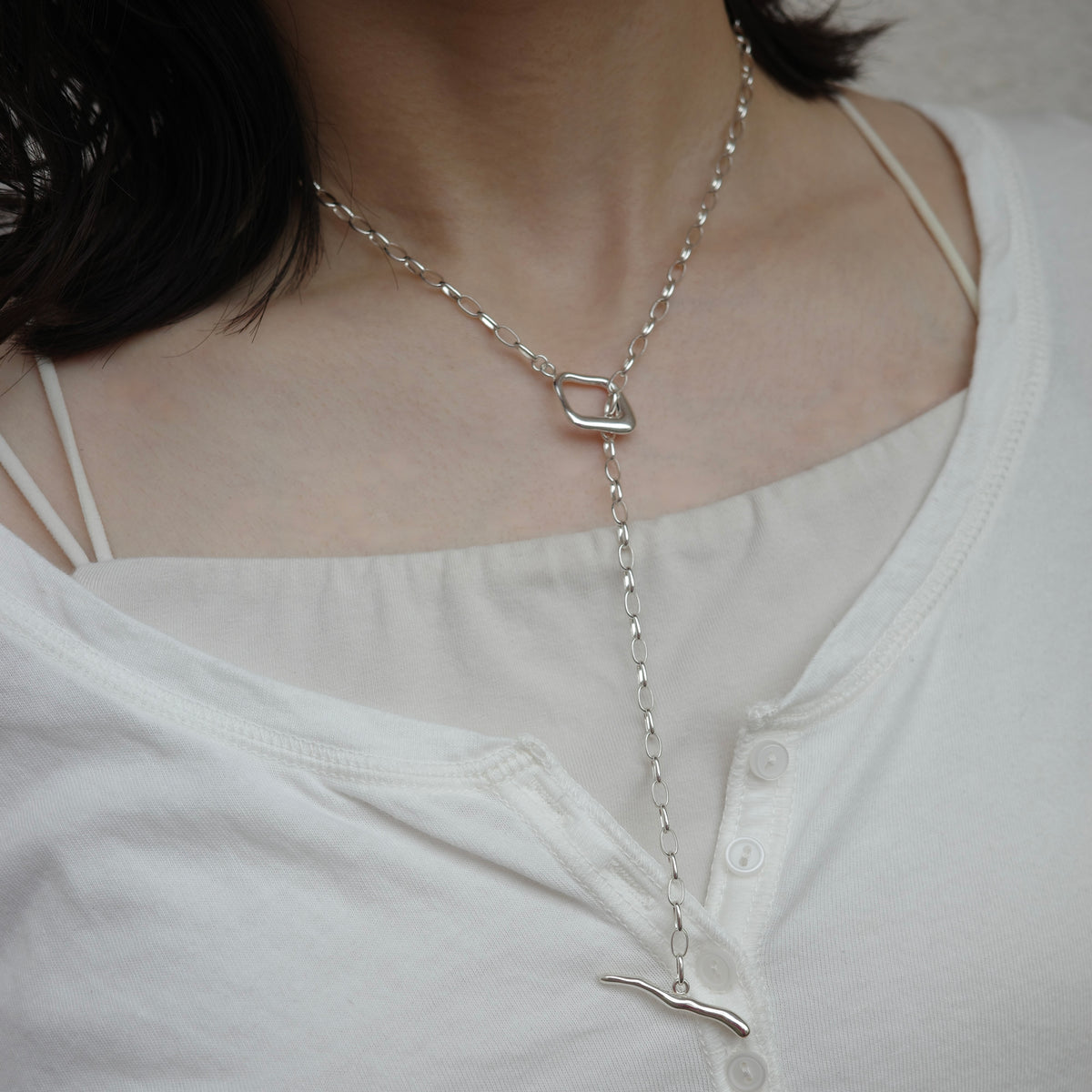 OVAL CHAIN LARIAT NECKLACE
