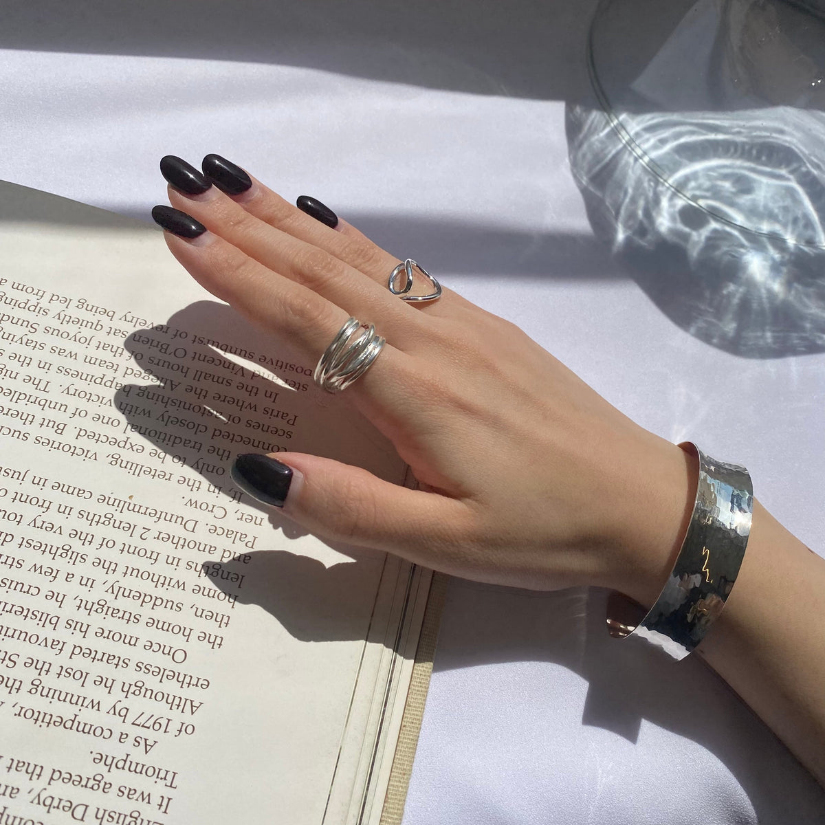 BIG MATTE LINE RING