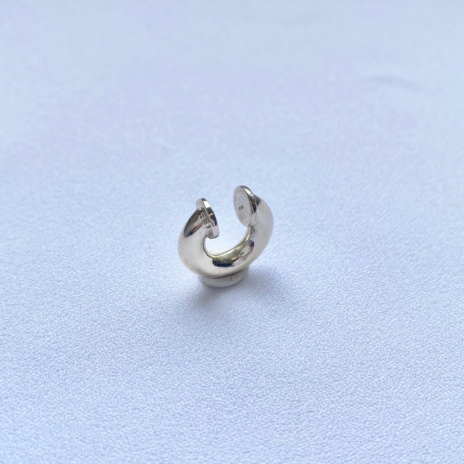 PIPE EAR CUFF