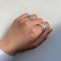 BIG MATTE LINE RING